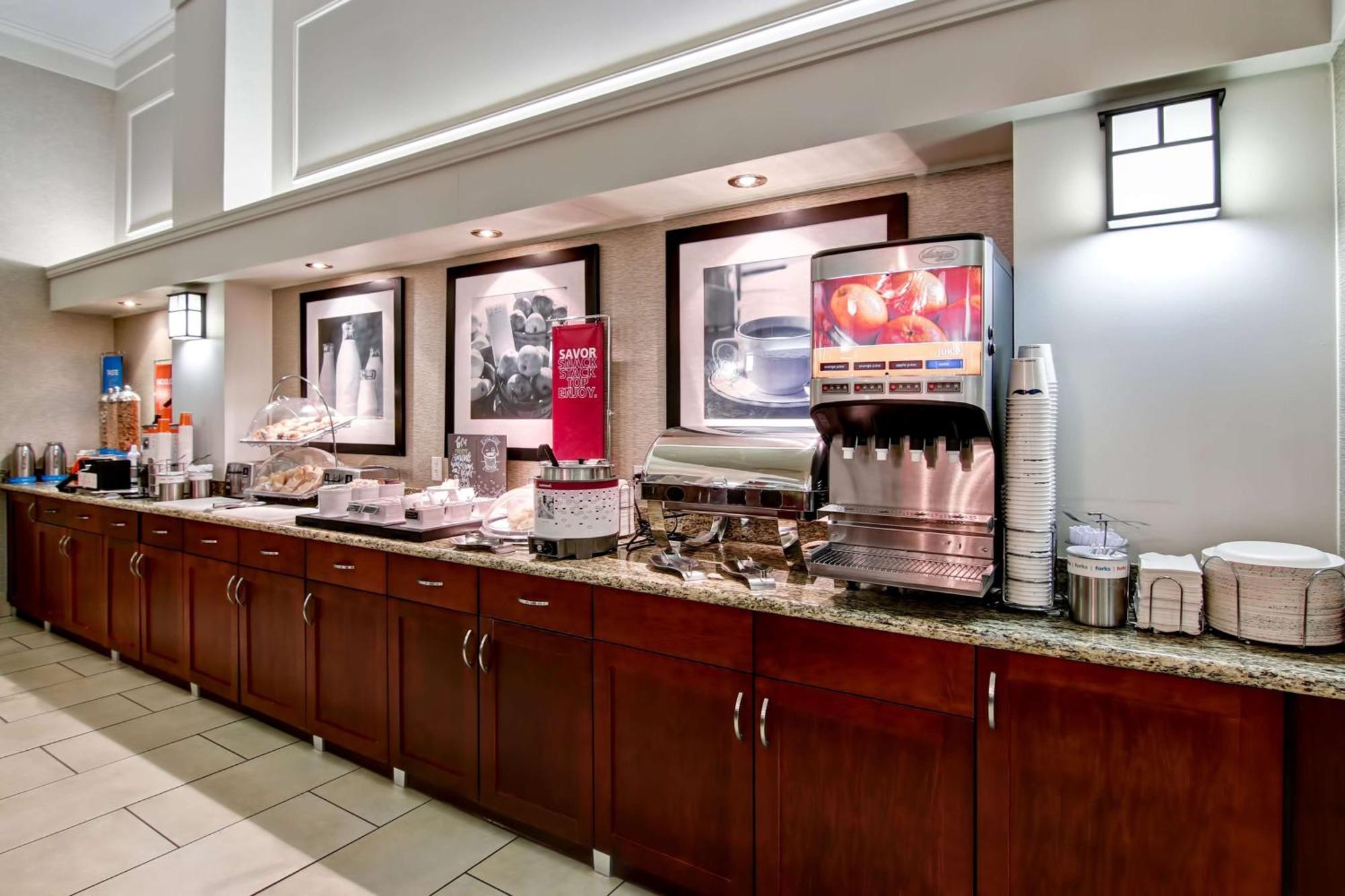 Hampton Inn & Suites By Hilton Calgary-Airport Eksteriør bilde