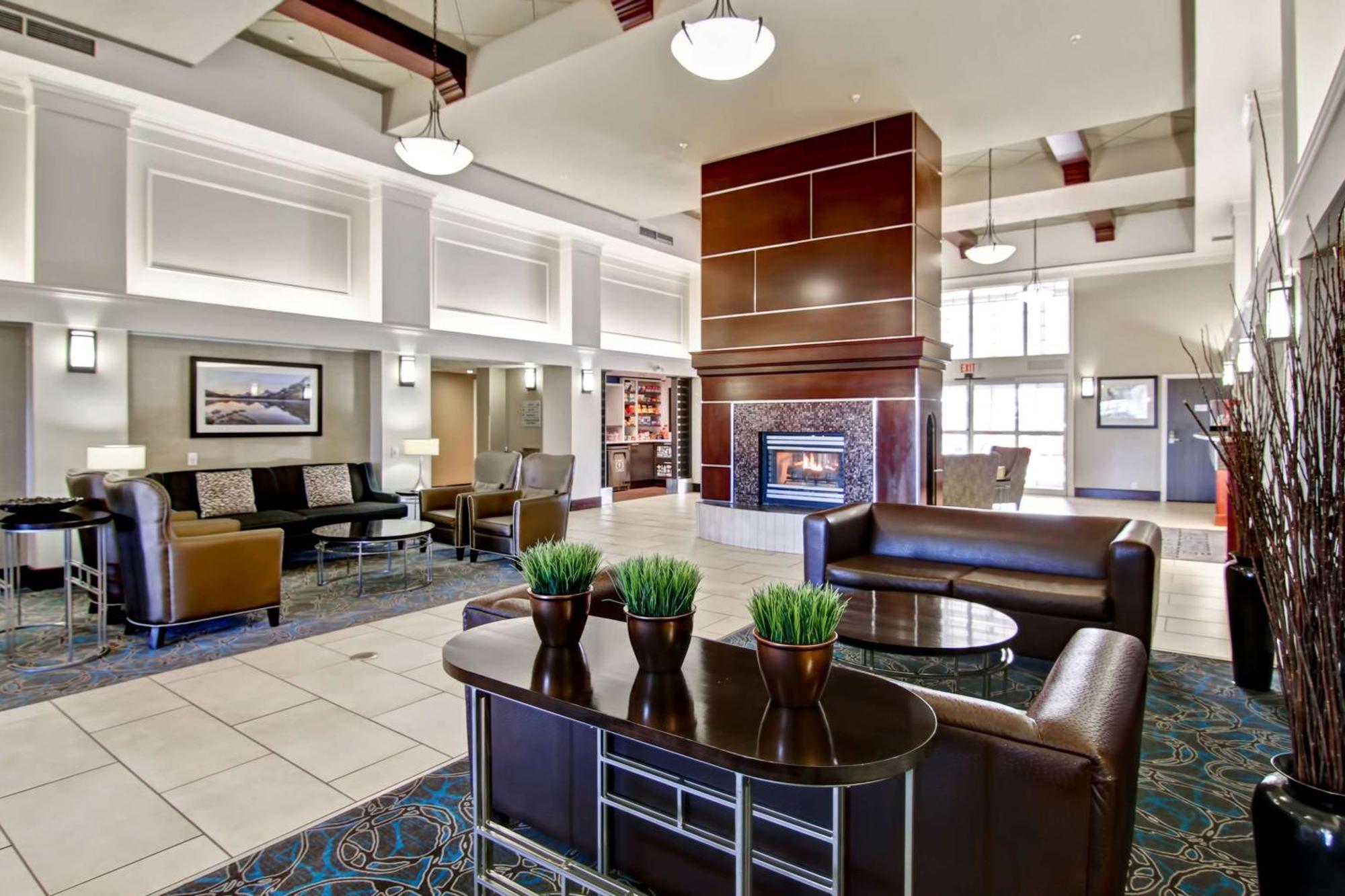 Hampton Inn & Suites By Hilton Calgary-Airport Eksteriør bilde